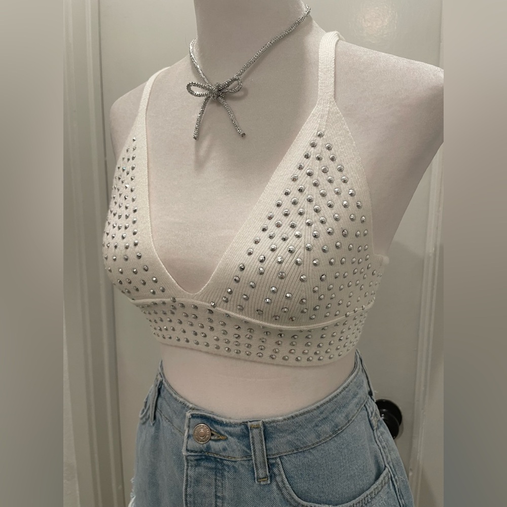LIKE NEW ANWND White & Silver Rhinestone Stud Cami Cropped Top Bralette - M